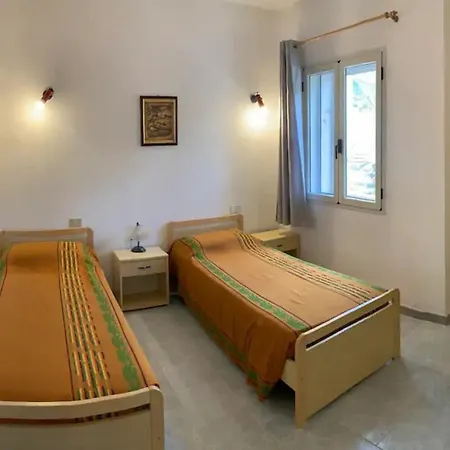Casa Rosa Marina Adriano *